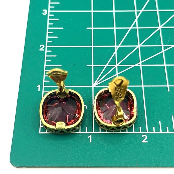 Yves Saint Laurent Pink and Gold Classic Earrings Vintage Clip on Earrings  1980 - Picture 14 of 14